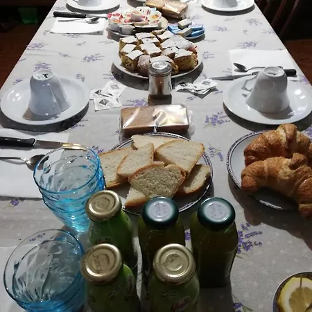 Il Canale Dei Mulini San Damiano